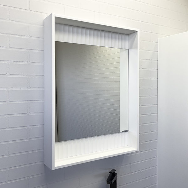 Зеркало Comforty Марсель 60 см 00-00001278CFбелый зеркало для ванной comforty пион 60